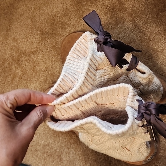 UGG Chestnut Kiandra Knit/Suede Boots - Picture 13 of 13